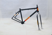 Load image into Gallery viewer, R4 Chromoly Pro 29&quot; Pro BMX Frame &amp; Fork, Gloss Black
