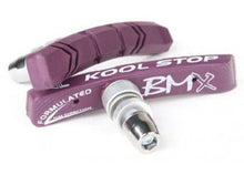 Cargar imagen en el visor de la galería, Kool Stop Bicycle BMX Pastillas de freno roscadas para V-brake Morado (PAR)
